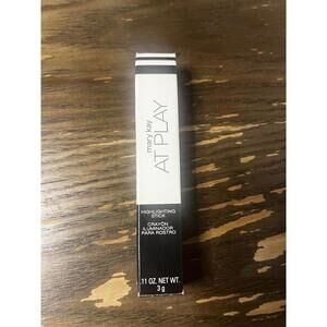 New In Box Mary Kay At Play Highlighting Stick Rose Gold 120915